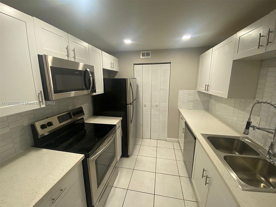 1st image of 500 NE 2nd St APT 103