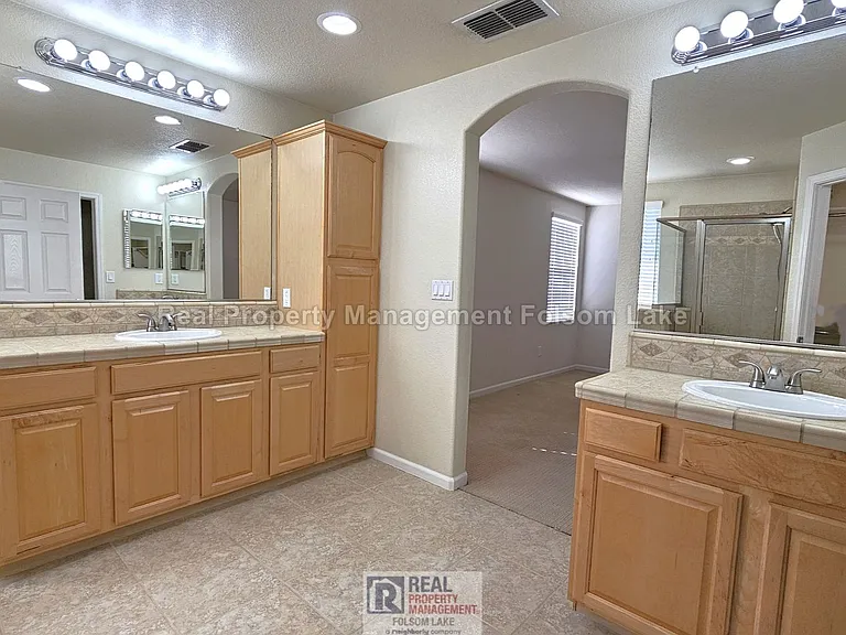 4446 Menaggio Way — Photo 25