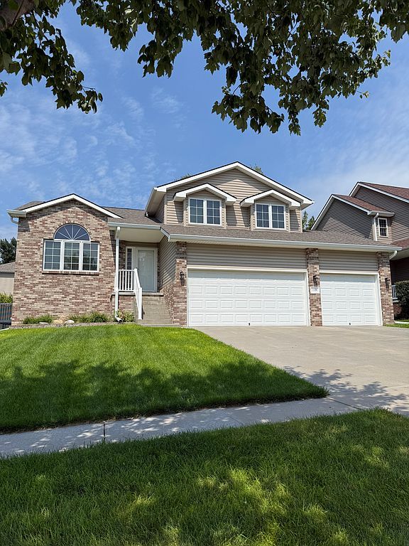 2844 Ohanlon Dr - Property Image