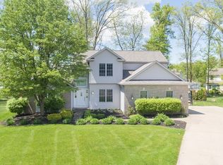 11542 Elizabeth Cir, Strongsville, OH 44149