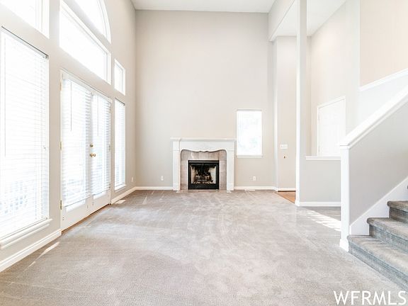 4th image of 2312 E Sky Pines Ct