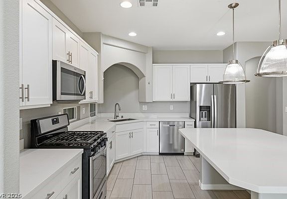 3rd image of 5936 Aurora Gold Ave