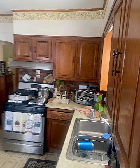 178 Lamson St #1 — Photo 5