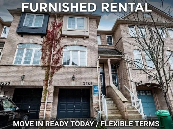 3255 Redpath Cir, Mississauga, ON L5N 8R3