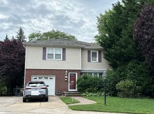 106 Park Blvd, Malverne, NY 11565