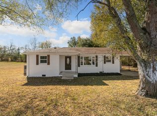 12 Wright Rd, Fayetteville, TN 37334
