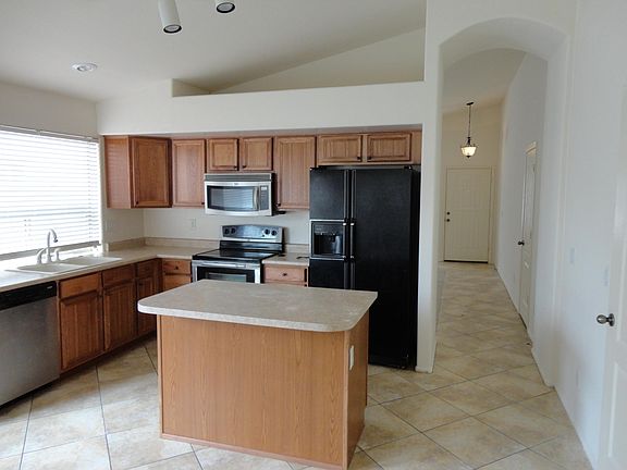 4th image of 5535 W Southgate Ave