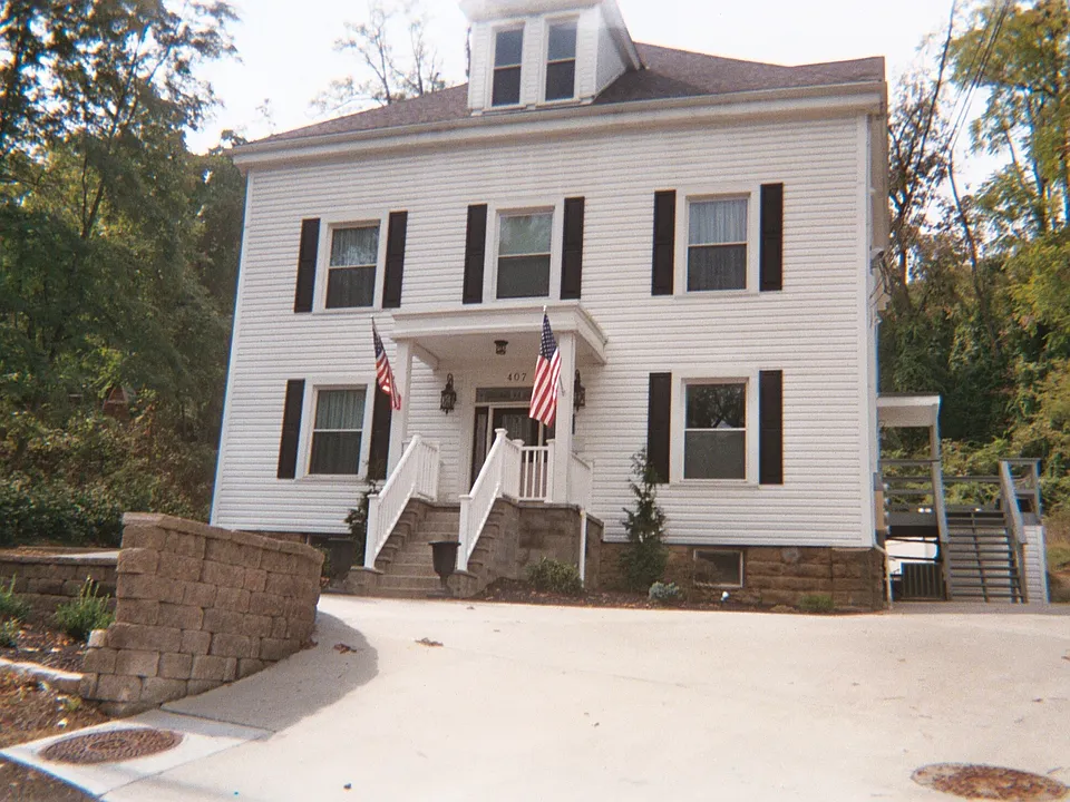 407 W Maiden St #103