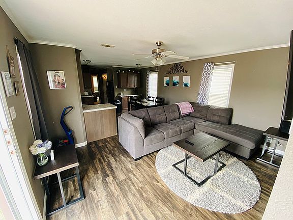 5th image of 804 Saint Moritz Dr #115