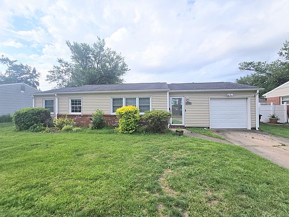 2nd image of 3109 Bowling Green Dr