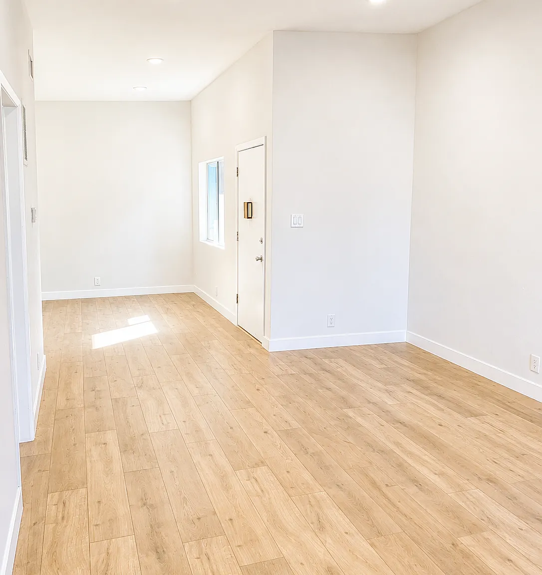 3 bed, 1400 sqft, $3,295 — Photo 4