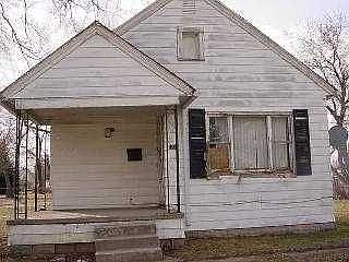 2nd image of 1316 Bronson Ave