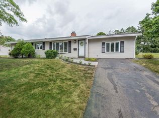 9 Lisa Rd, Peabody, MA 01960