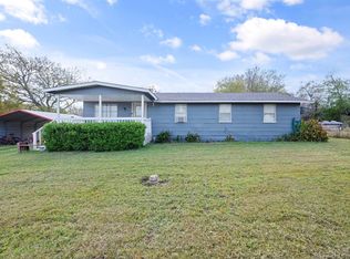 701 W Forgey St, Blooming Grove, TX 76626