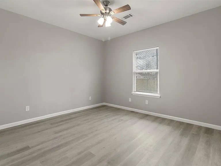 206 S Brownell St — Photo 11