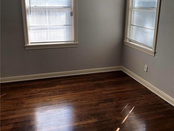 5th image of 2809 S Hills Ave