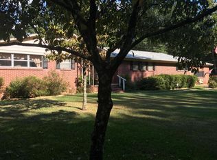 700 Bellview Dr, Aberdeen, MS 39730