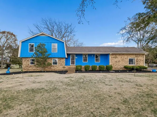 609 Windmere Dr, Lebanon, TN 37090