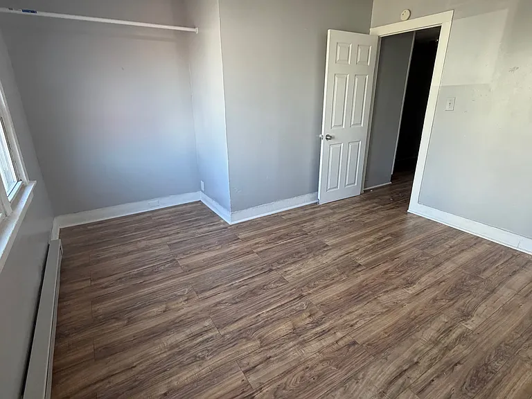 463 Oak St — Photo 9