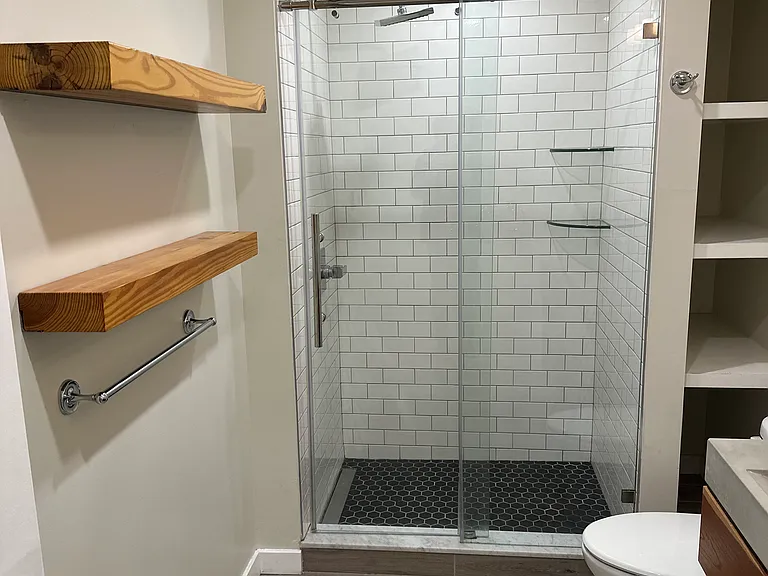 1120 Walnut St #3F — Photo 10