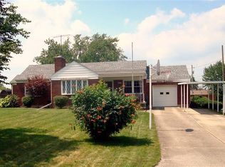 1617 Uplands Dr, Springfield, OH 45506