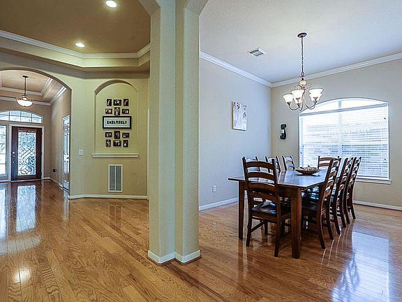 4th image of 10214 Broken Trace Ct