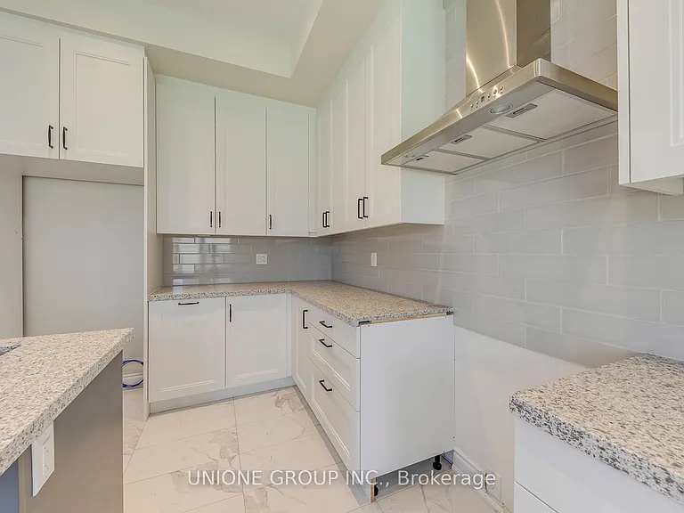 3440 Mosley Gate — Photo 17