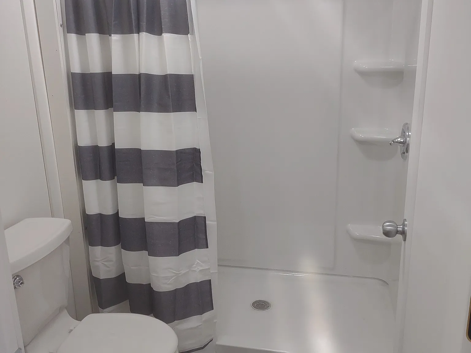 4 bed, 1000 sqft, $725 — Photo 3