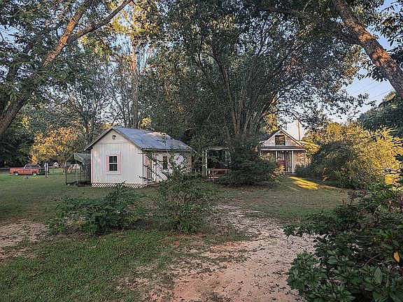 3rd image of 2299 County Road 14