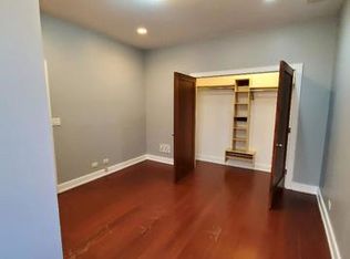 5720 W Grand Ave #3RX, Chicago, IL 60639