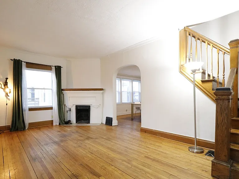 504 N Walnut St — Photo 5