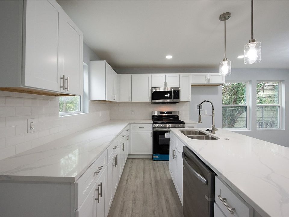 1st image of 5451 E Roselane St