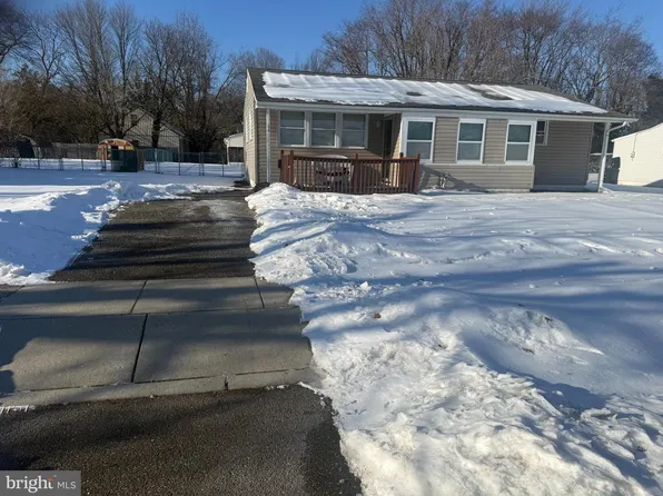 64 Bruce Dr, Deptford, NJ 08096