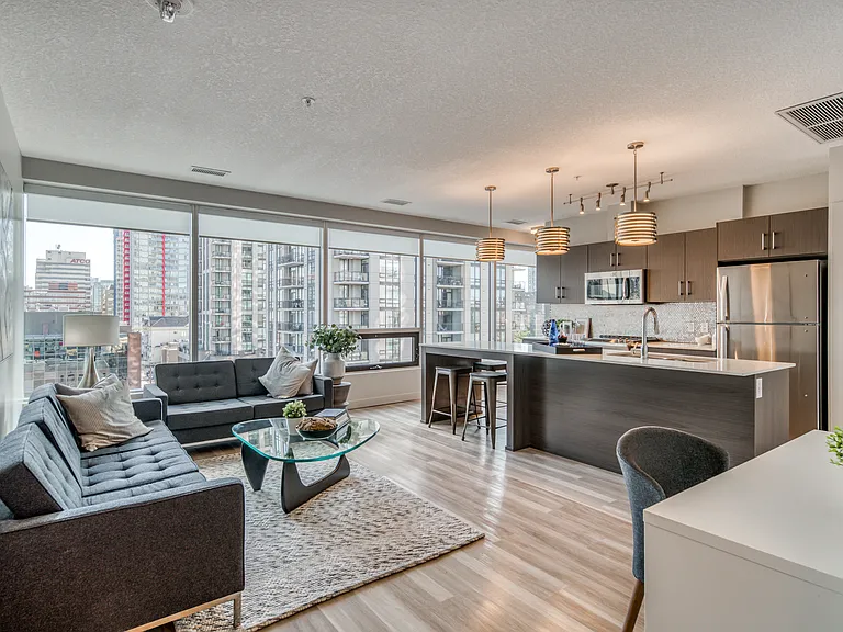 1177 11th Ave SW — Photo 4