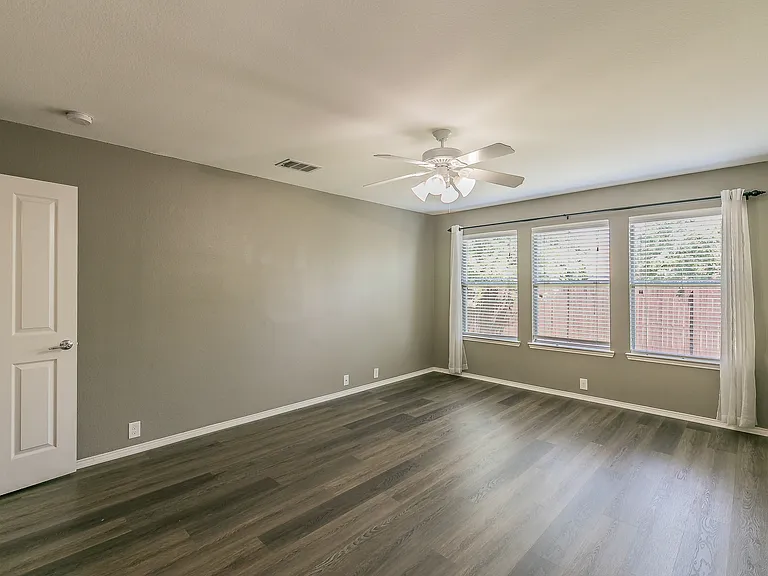4521 Sheldon Trl — Photo 25