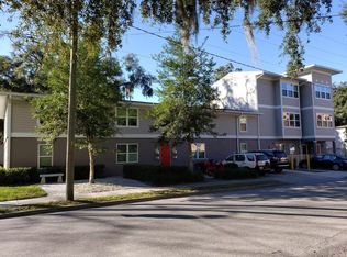 2240 - College Park, Gainesville, FL 32603