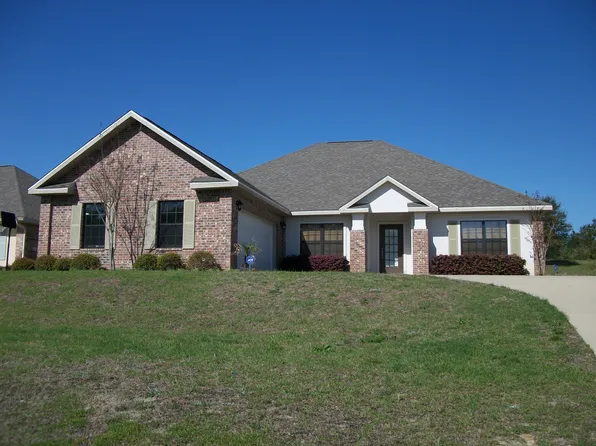 3263 Chappelwood Dr, Crestview, FL 32539