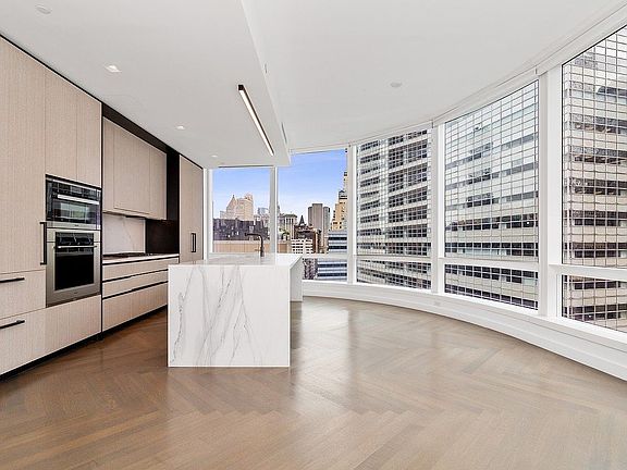 5th image of 111 Murray St APT 16B