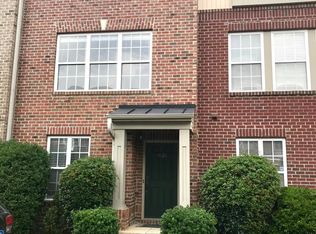 9820 Grettle Ct, Raleigh, NC 27617