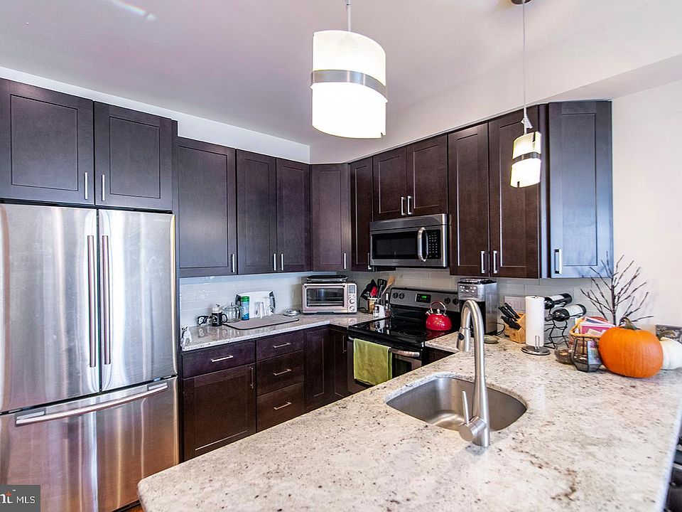 1st image of 1110 South St APT 202