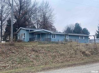 20061 Fitzsimmons Ave, Petersburg, IL 62675