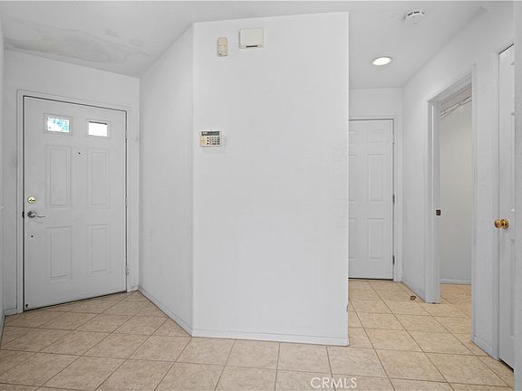 4th image of 1064 Brookfield Pl