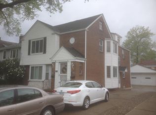 2092 Warren Rd, Lakewood, OH 44107