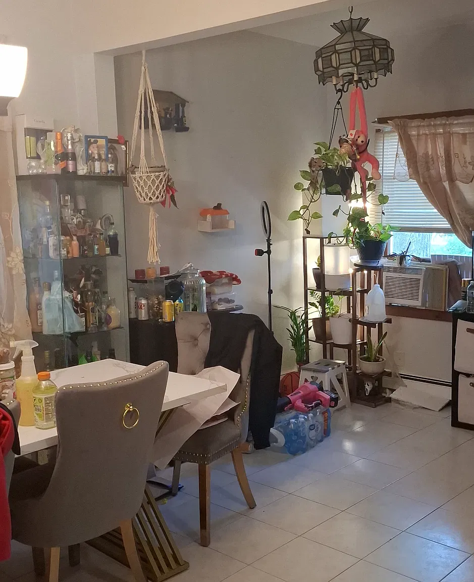 2 bed, 817 sqft, $2,300 — Photo 3