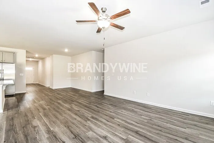 580 Glenmanor Dr — Photo 9