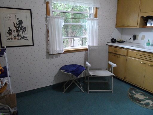 5th image of 1697 St Clair Ave