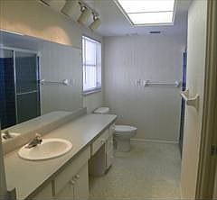 5th image of 916 Contento Cir