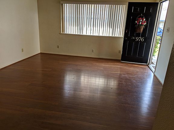 2nd image of 976 Conquistador St
