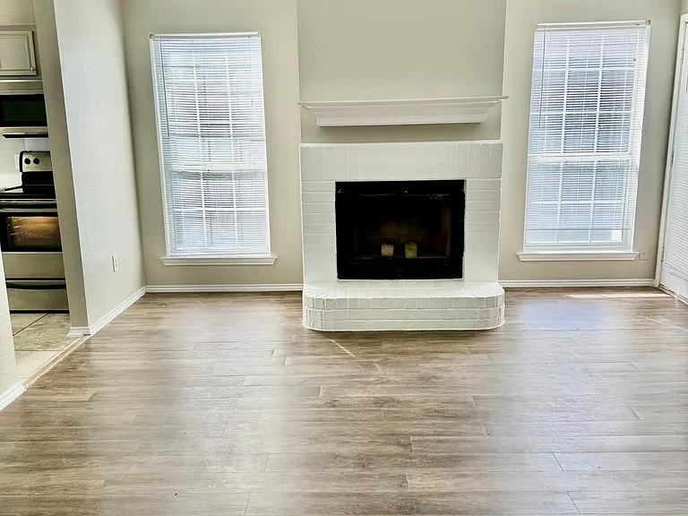 311 Moss Hill Dr — Photo 12