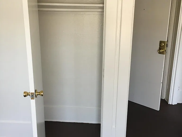 1915 4th Ave #9 — Photo 10